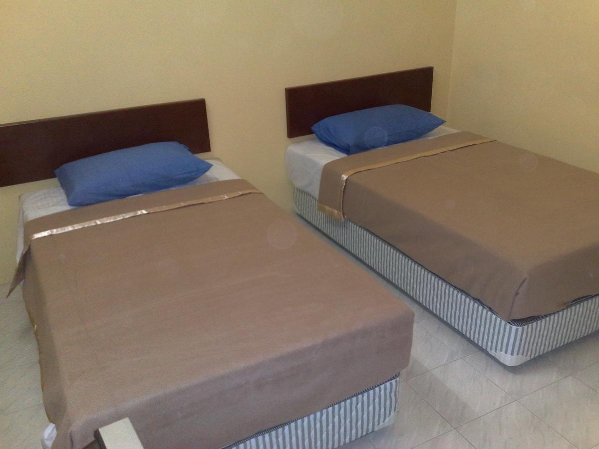 Jr Hotel Sitiawan Buitenkant foto